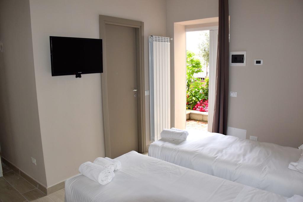 B&B Leonardo Ро Экстерьер фото